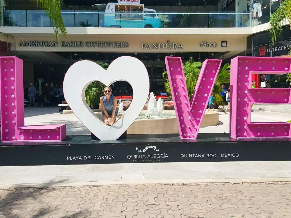 Quinta Alegria Shopping Mall