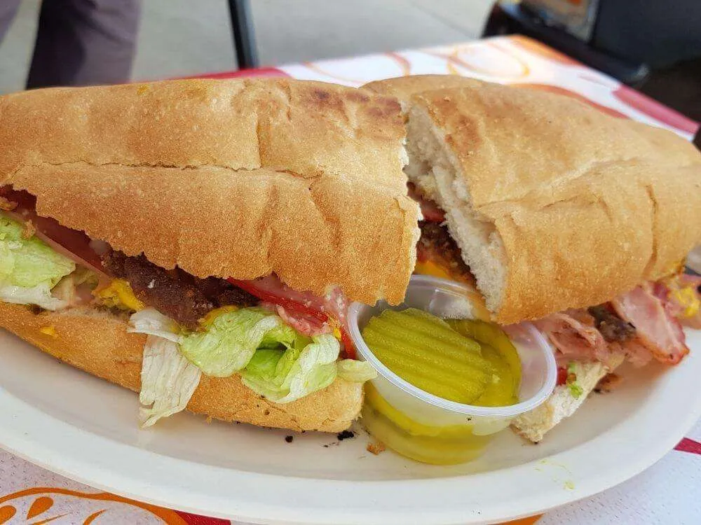 A torta sandwich on a plate