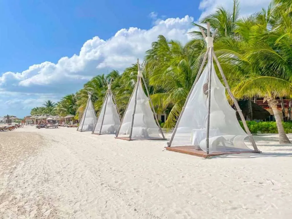 El Dorado Maroma Beach Palapas