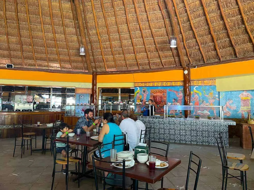 Rio Secreto Buffet Lunch