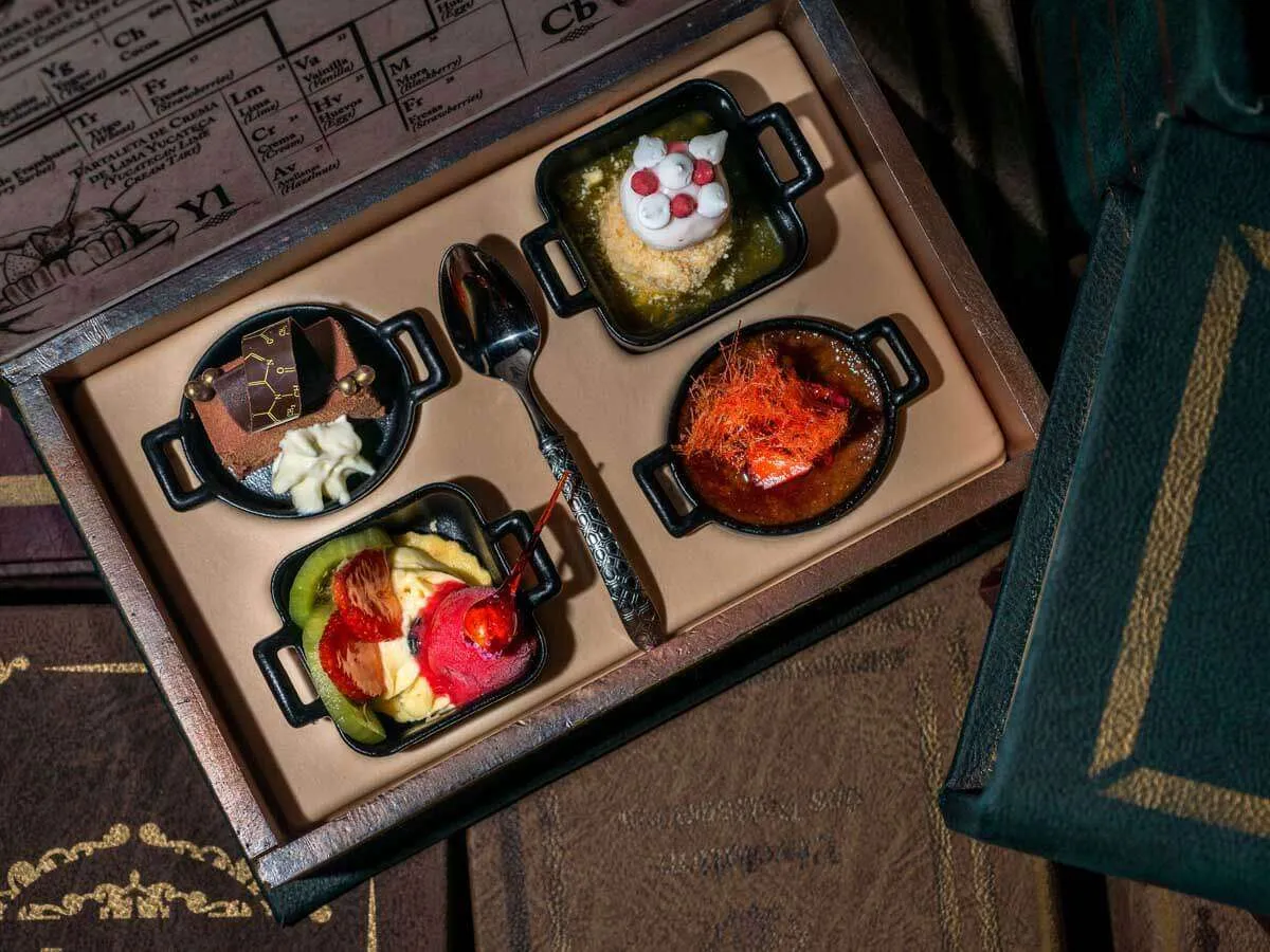 Joya Cirque du Soleil Book of Desserts